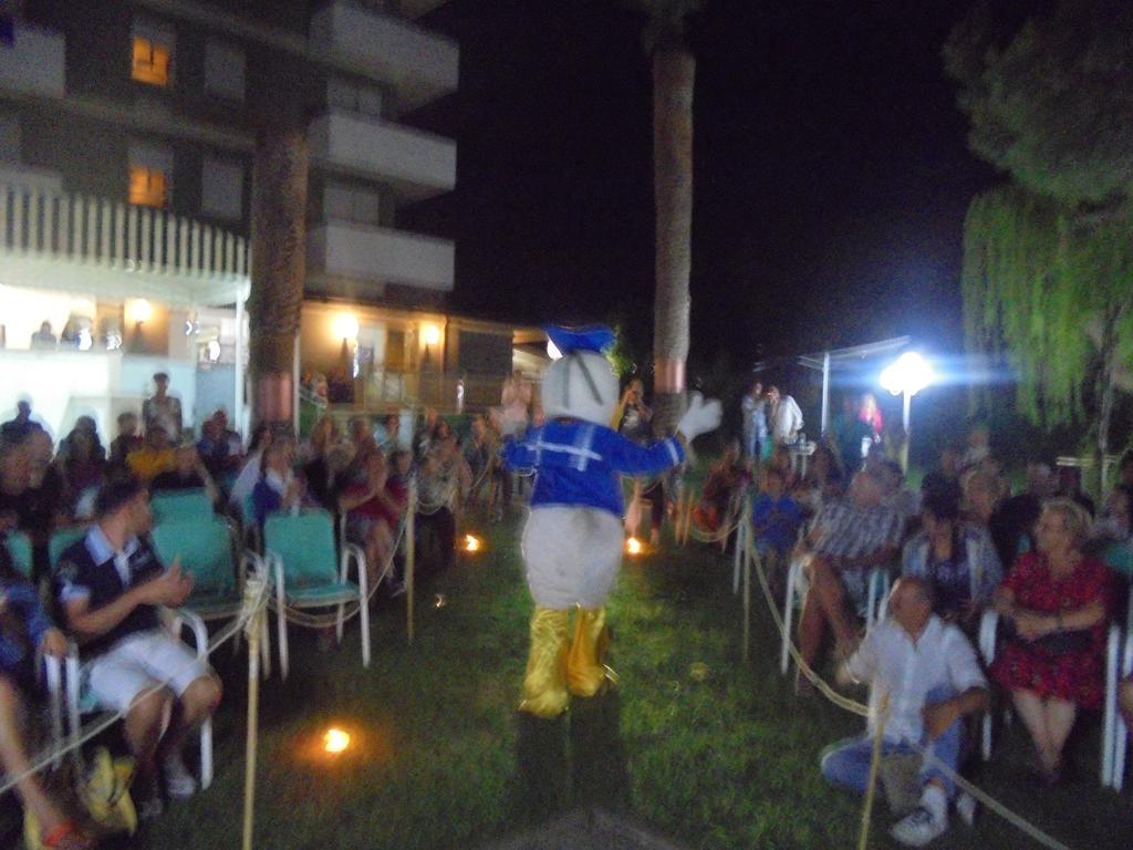 Hotel Smeraldo Giulianova Eksteriør bilde