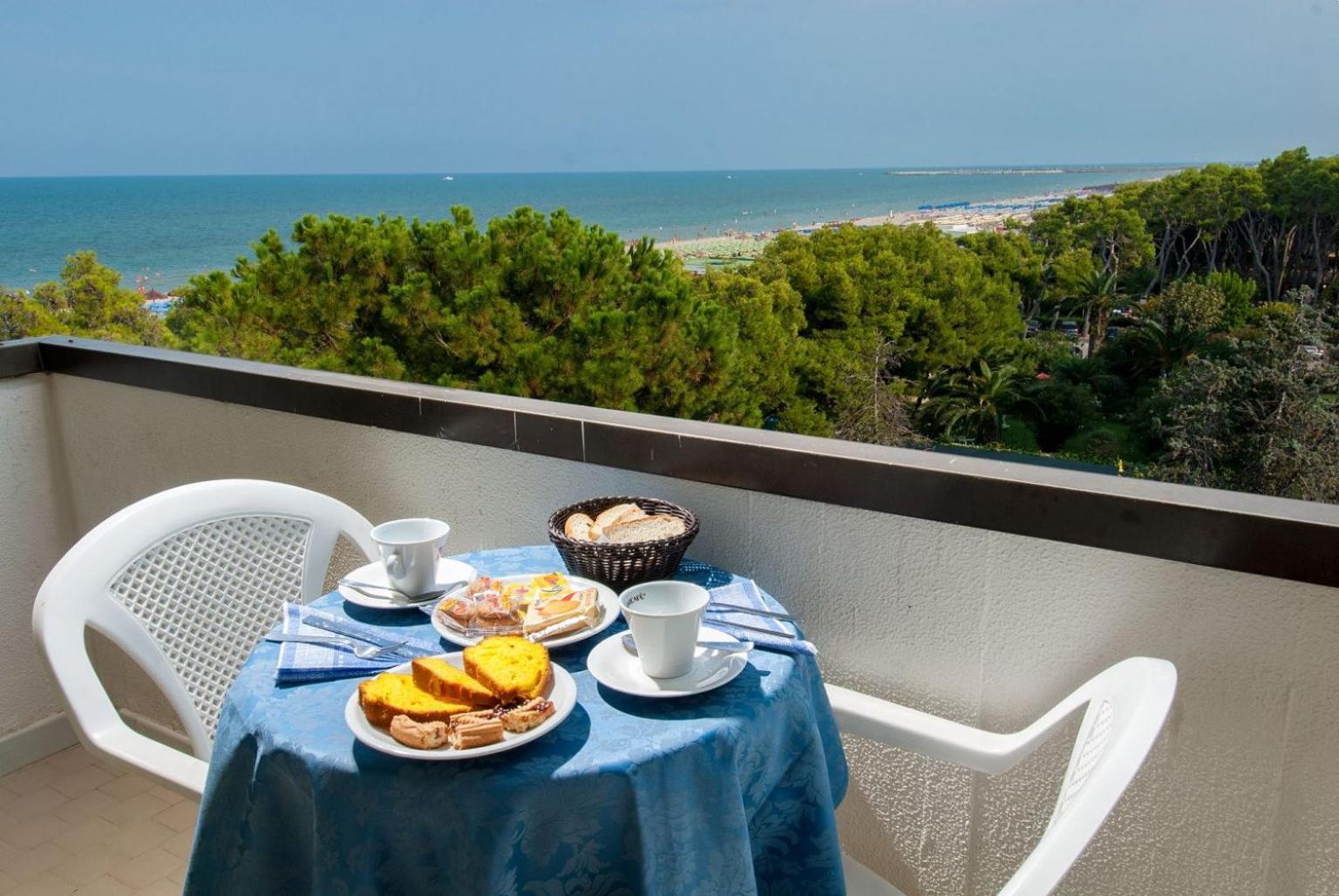 Hotel Smeraldo Giulianova Eksteriør bilde